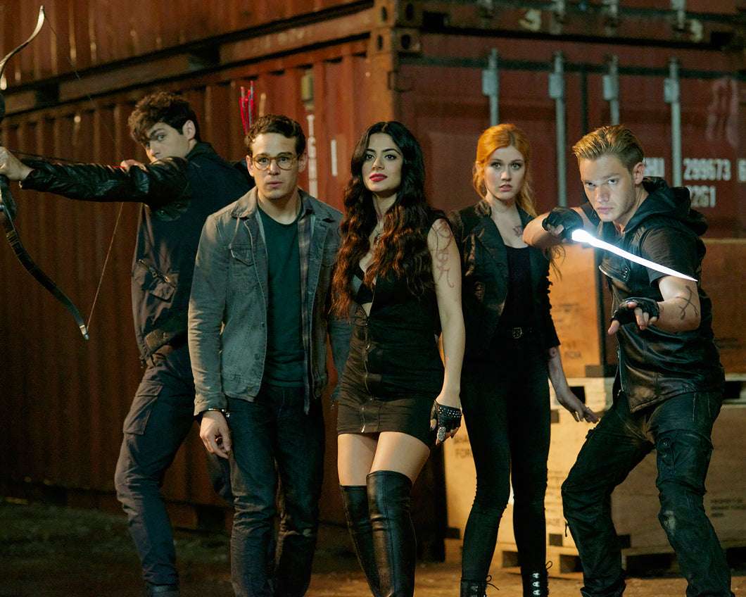 Katherine McNamara Autograph - Shadowhunters