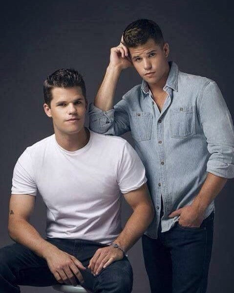 Carver Twins Autograph - Max and Charlie