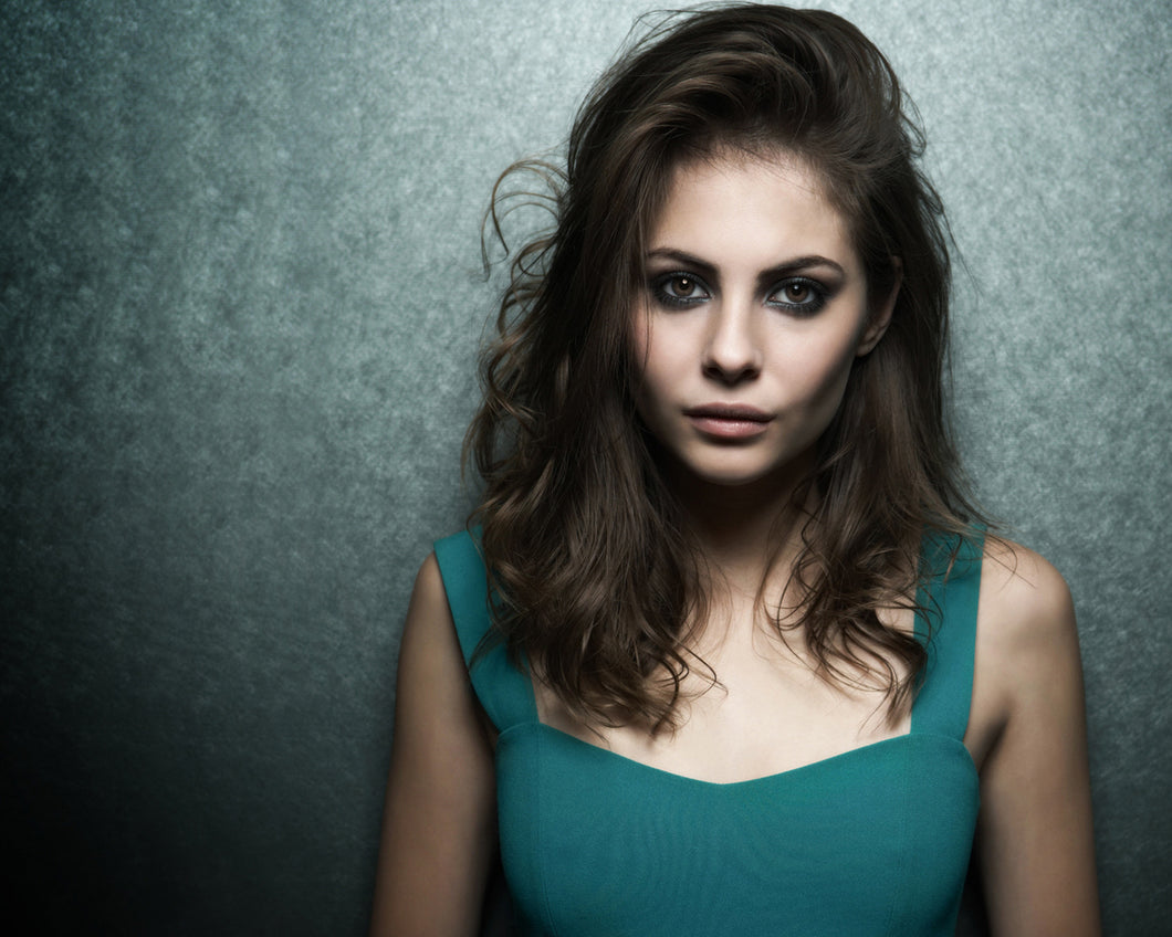Willa Holland Autograph - Headshot