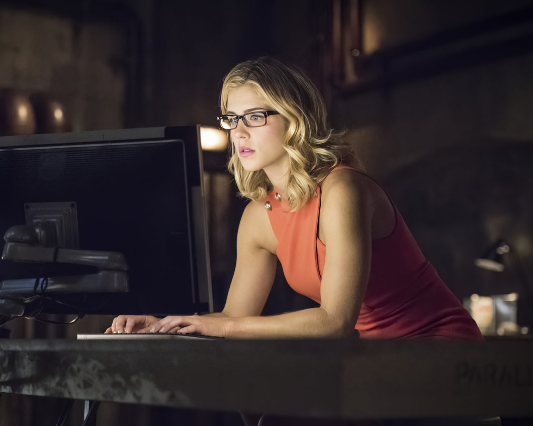 Emily Bett Rickards Absentee Autograph - Arrow