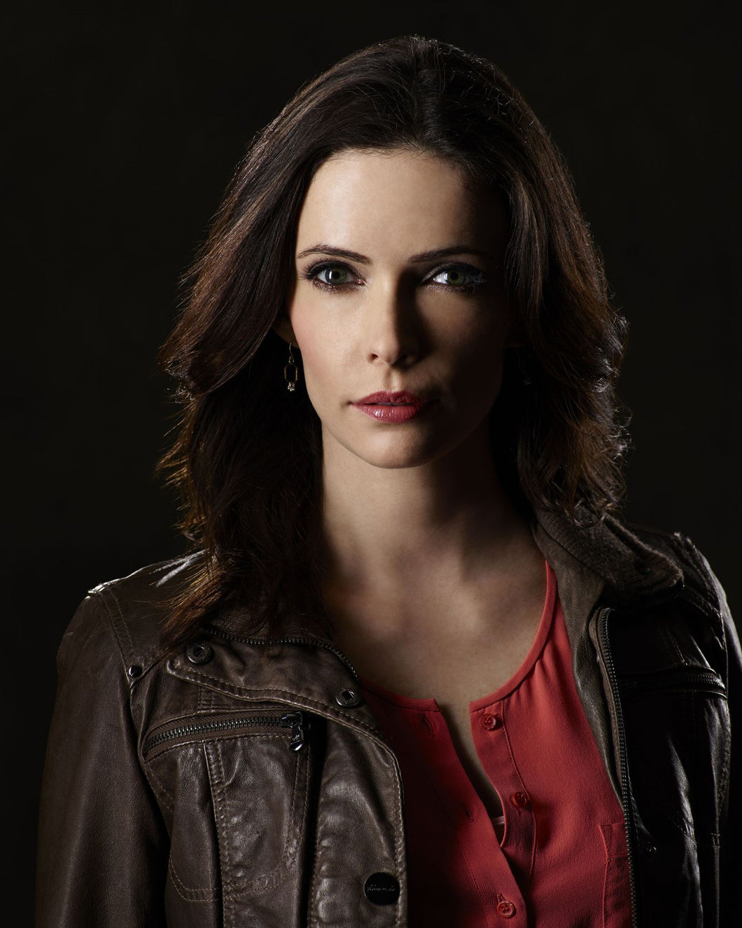 Bitsie Tulloch Absentee Autograph - Grimm