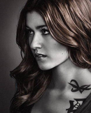 Katherine McNamara Autograph - Shadowhunters