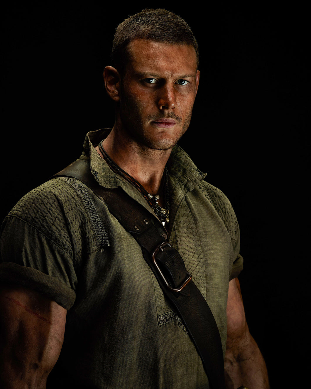 Tom Hopper Autograph - Black Sails