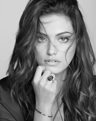 Phoebe Tonkin Autograph - Headshot